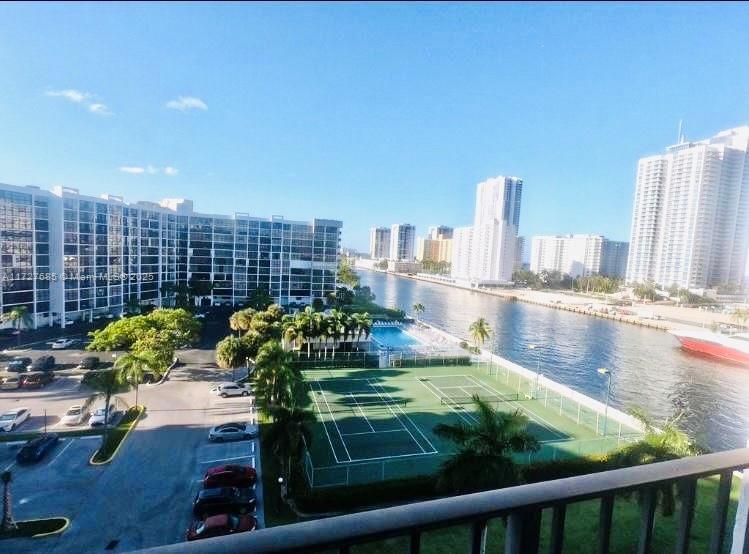 TOWERS OF OCEANVIEW EAST - Residential