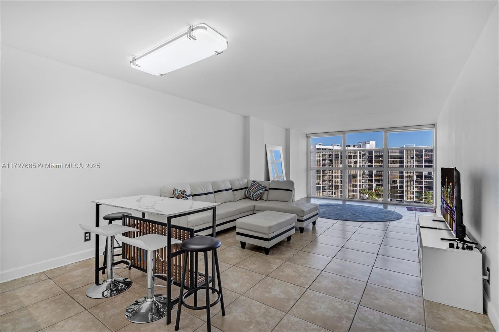 TOWERS OF OCEANVIEW EAST - Residential