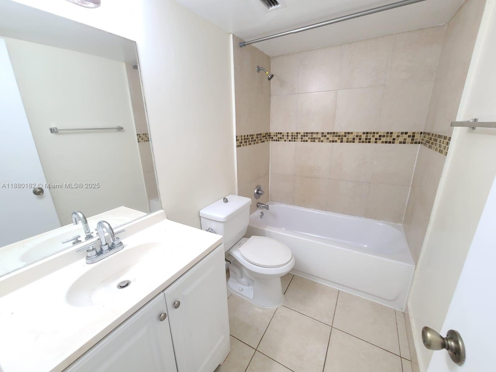 MONTECARLO CONDO - Residential