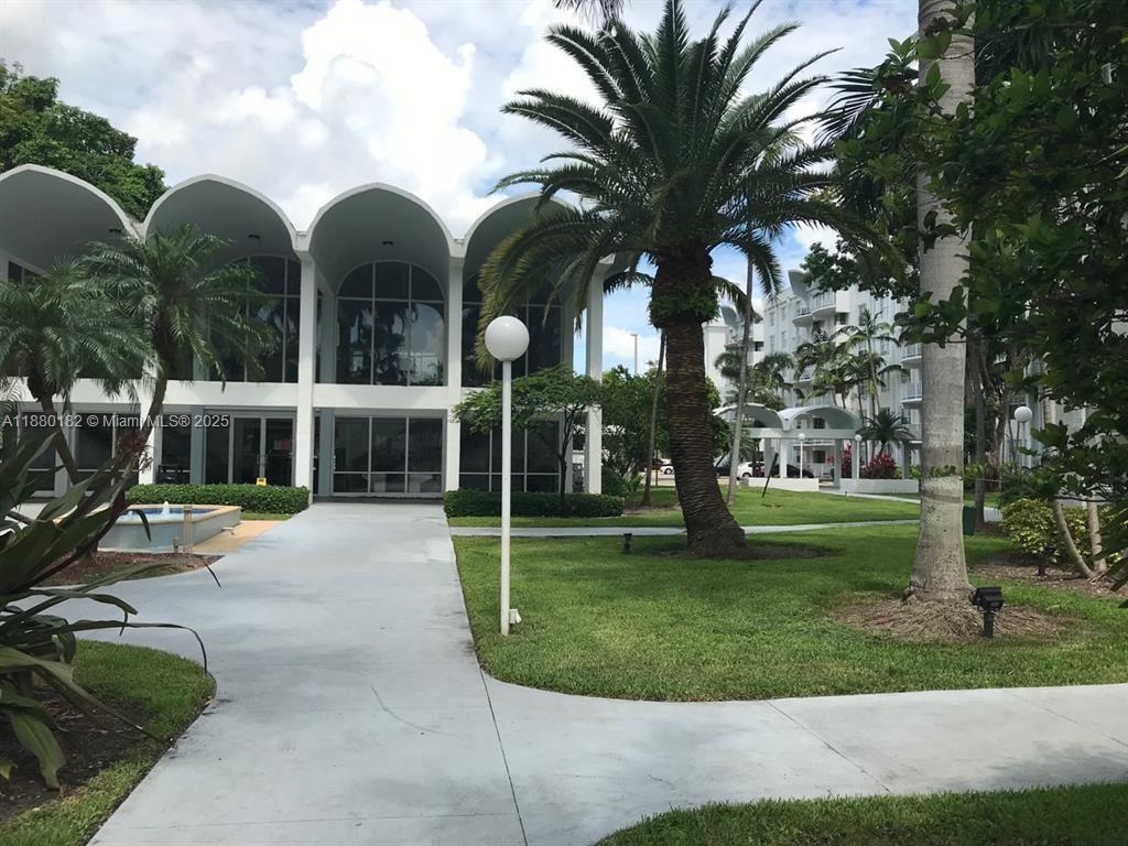 MONTECARLO CONDO - Residential