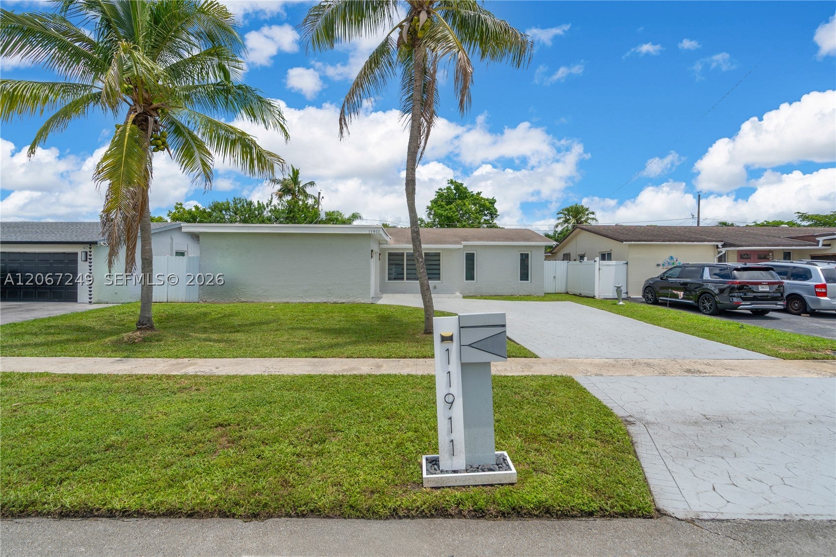 11911 NW 32nd Mnr