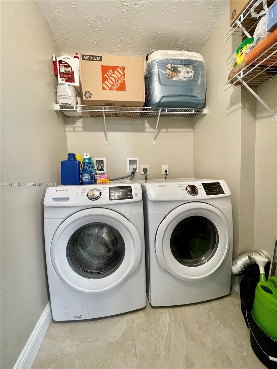 KINGS POINT PIEDMONT COND - Residential