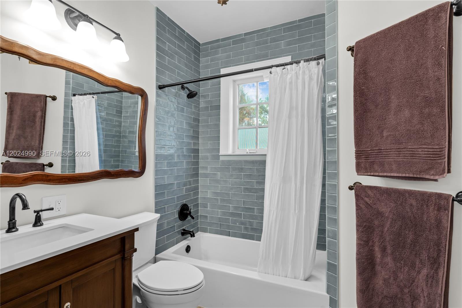CORAL GABLES GRANADA SEC - Residential