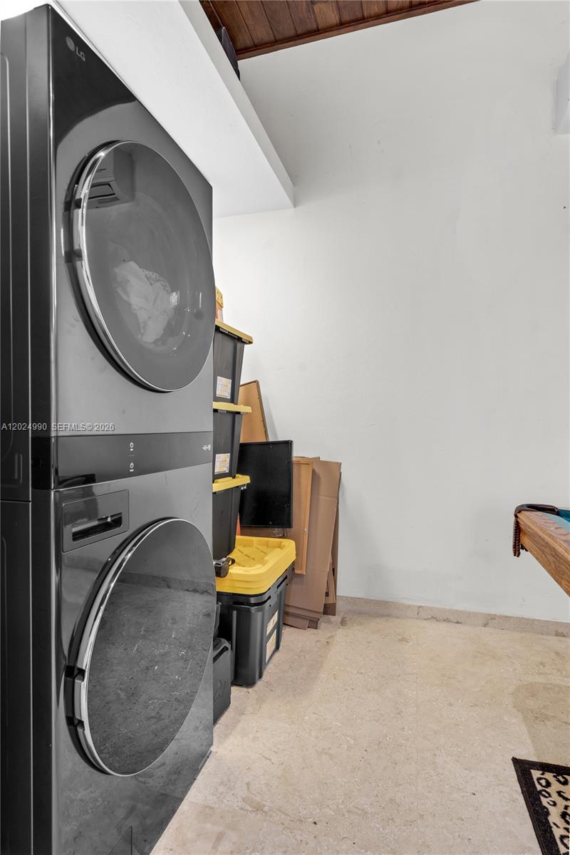 CORAL GABLES GRANADA SEC - Residential