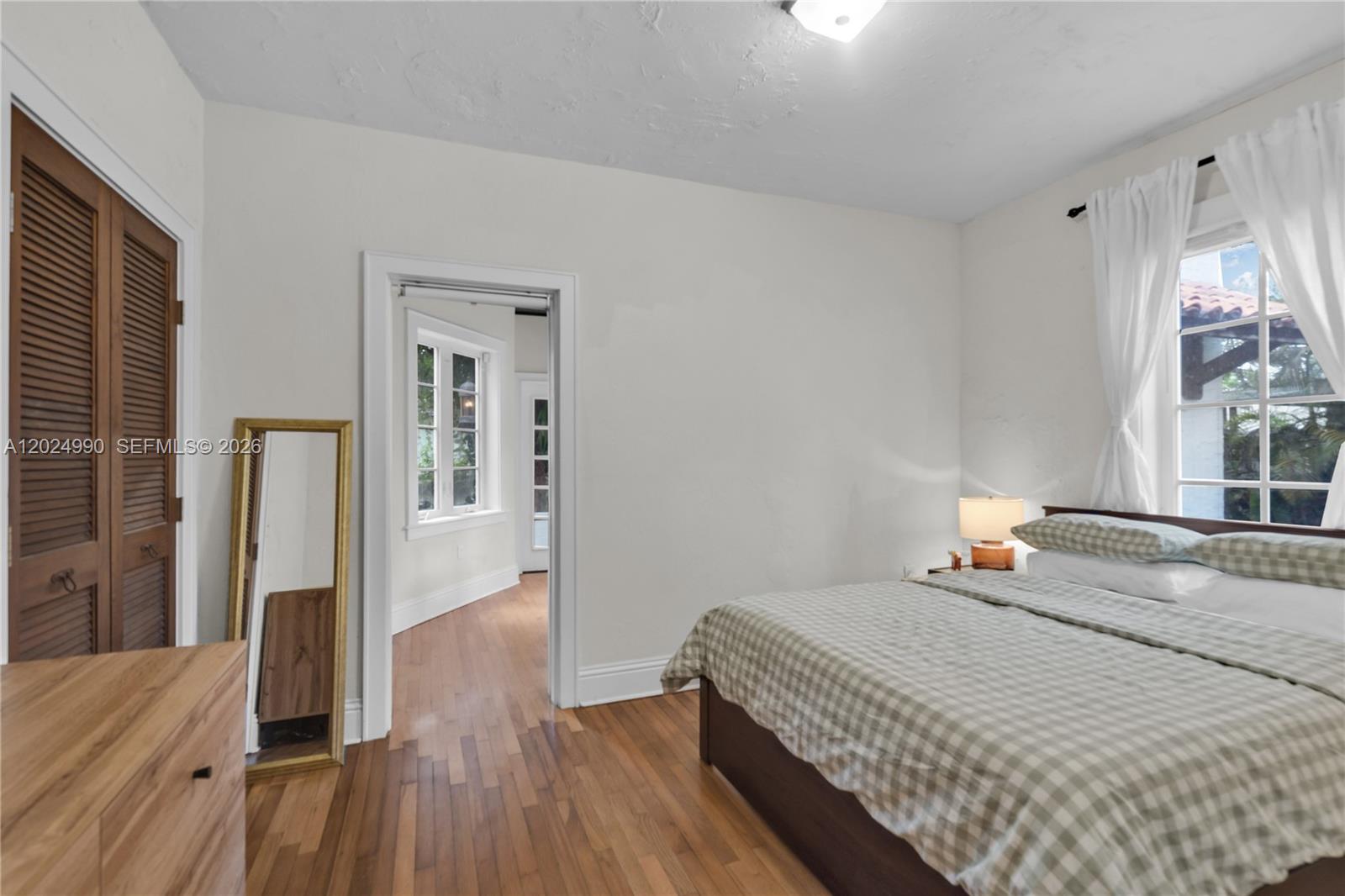 CORAL GABLES GRANADA SEC - Residential
