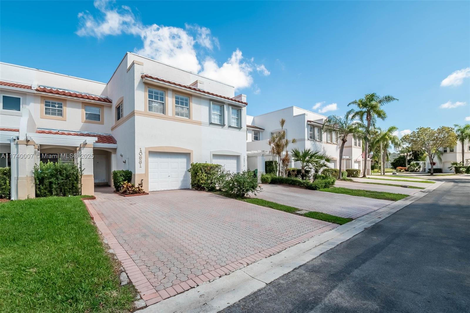 Beautiful 2 story townhome located in the very coveted Antigua in Doral Isles. A completely gated family-oriented community with resort style amenities: tennis and basketball courts, soccer field, kiddie pool, gym, beach area with volleyball court. This impeccable home has 3 large bedrooms 2.5 bathrooms, remodeled kitchen and bathrooms, brand new roof (1 month old), beautiful flooring throughout, 2 large walk-in closets and it is located in a peaceful tropical cul de sac with the added convenience of 4+ guest spaces.