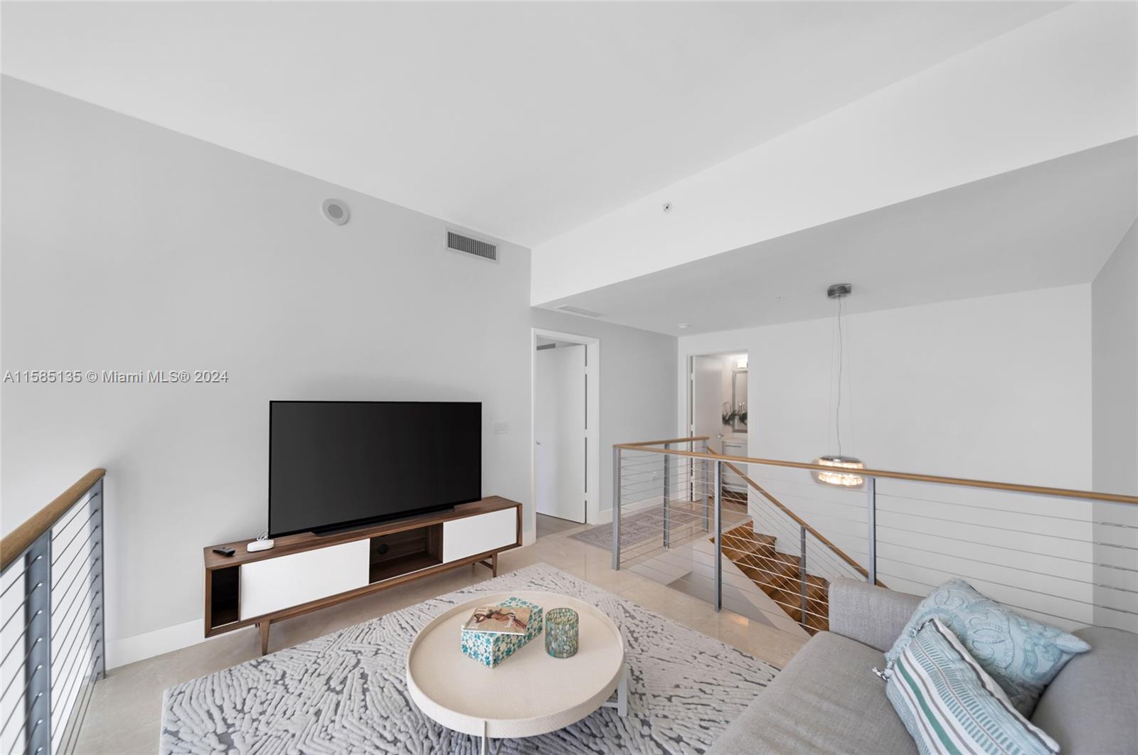 MINT CONDO - Residential Lease