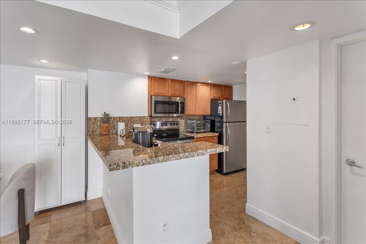 Isola Condo - Residential