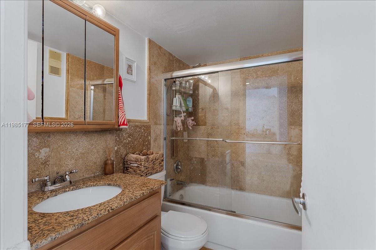 Isola Condo - Residential