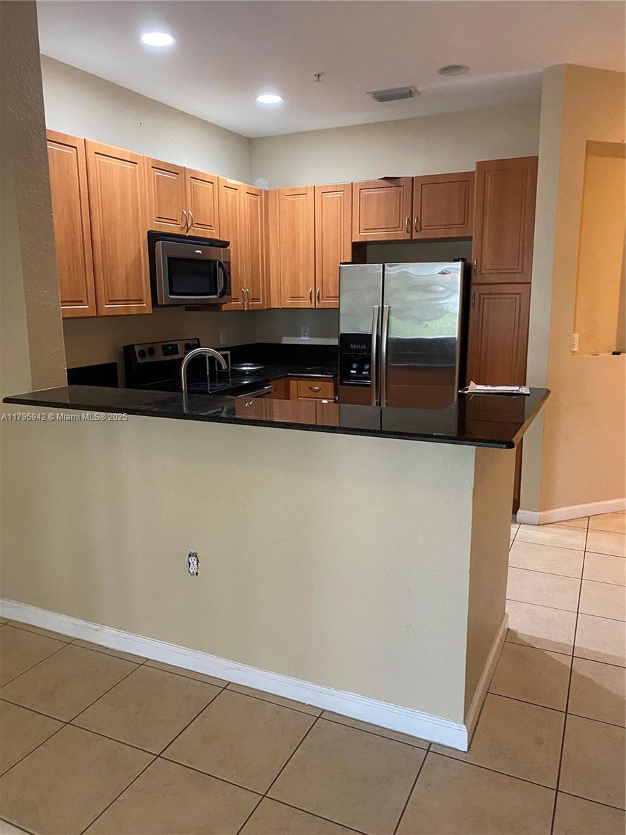 2832 Sw 81st Ave 1303, Miramar, Broward County, Florida - 3 Bedrooms  
3 Bathrooms - 