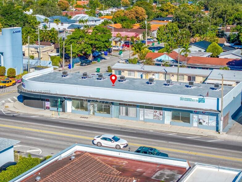 Take advantage of this exceptional
opportunity to lease a highly visible
retail space in a thriving area of Miami!
This well-proportioned space is perfect
for retail, office, or service-based
businesses and is ideally situated on
NW 7th Street, offering excellent
exposure and accessibility in a vibrant
commercial corridor. Located in a
high-traffic area surrounded by
residential and commercial
developments, this property ensures a
steady flow of potential customers,
with ample signage opportunities and
convenient parking.