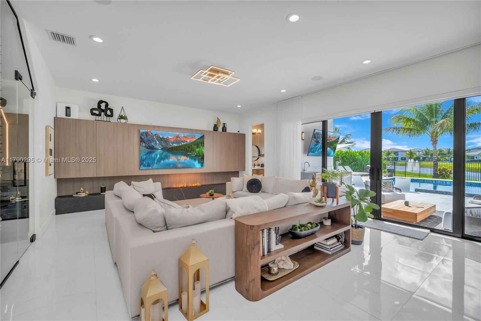 BRIDGES MIZNER PUD BRIDGE - Residential