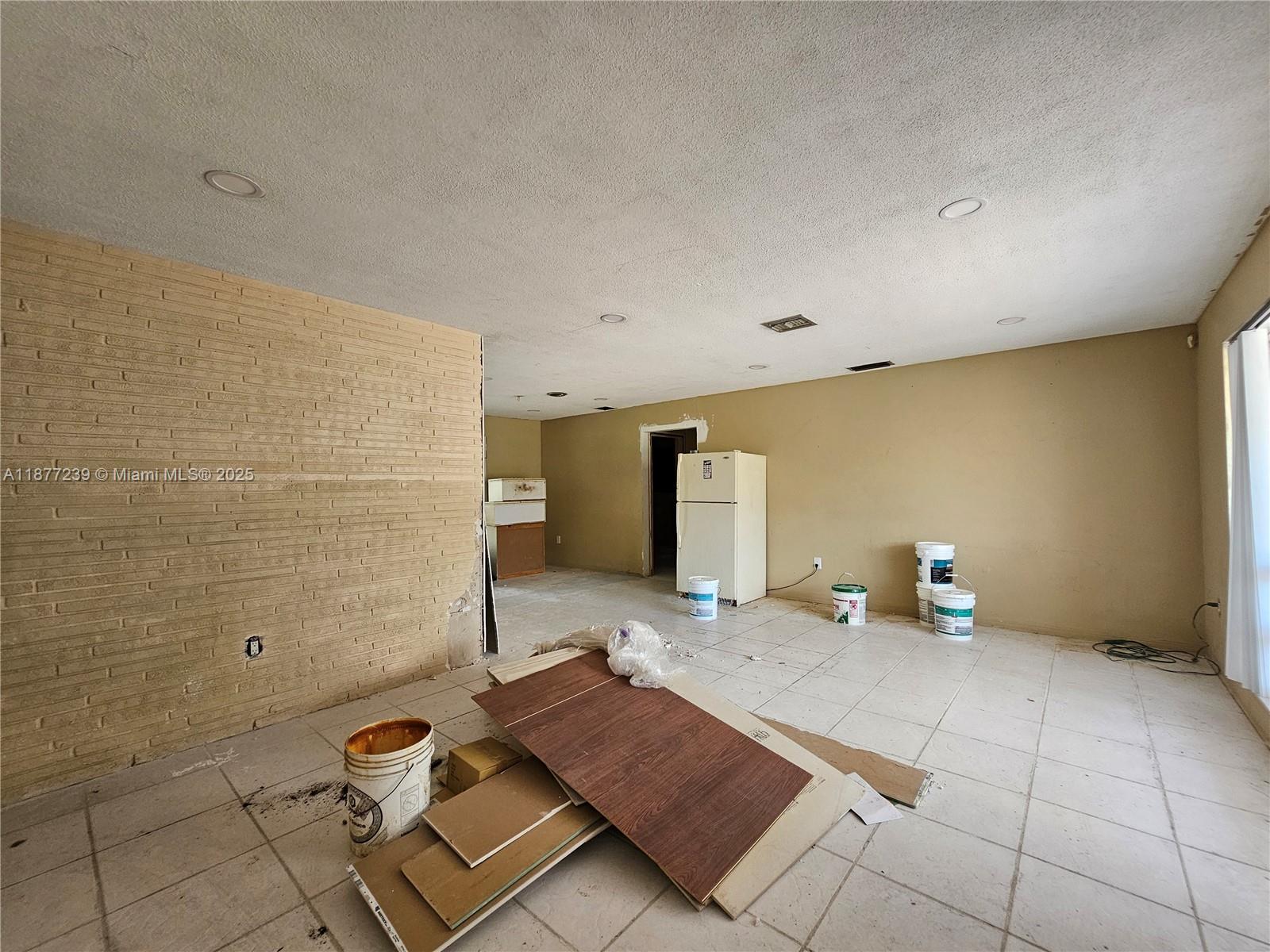 MIRAMAR PARK 2ND ADD - Residential