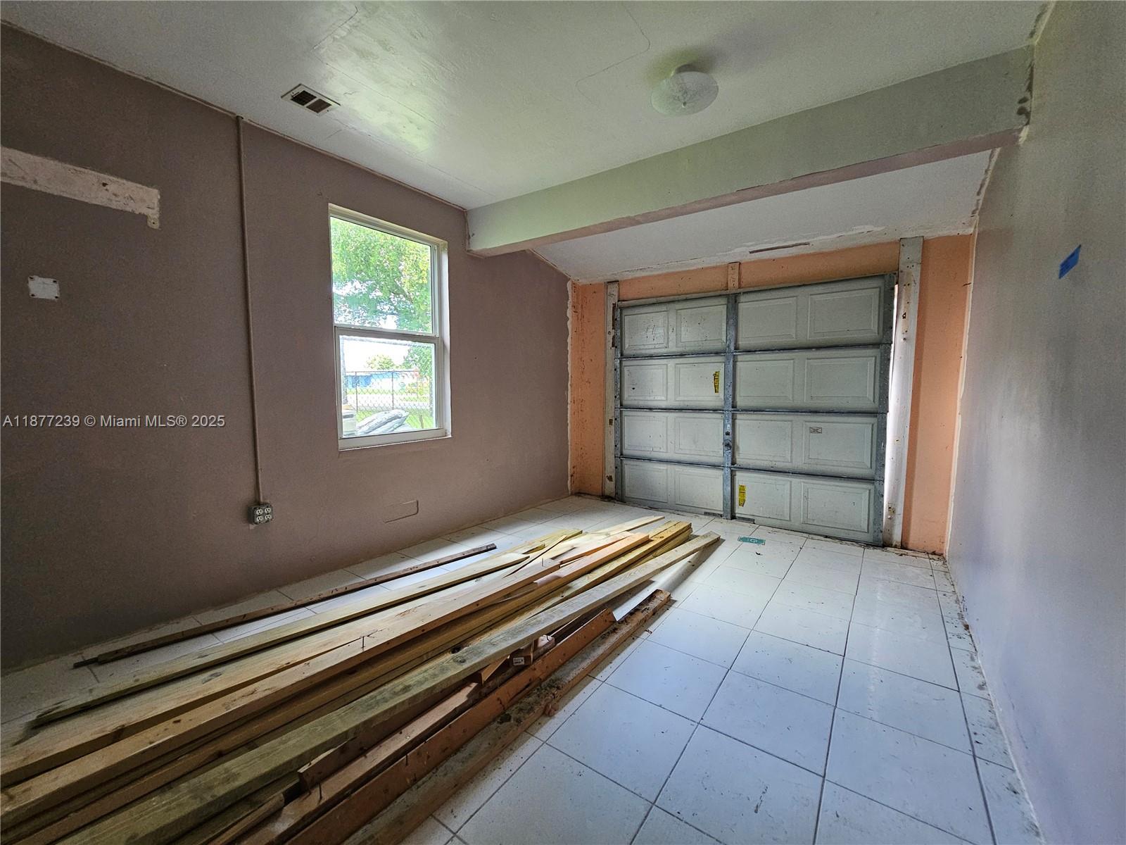 MIRAMAR PARK 2ND ADD - Residential