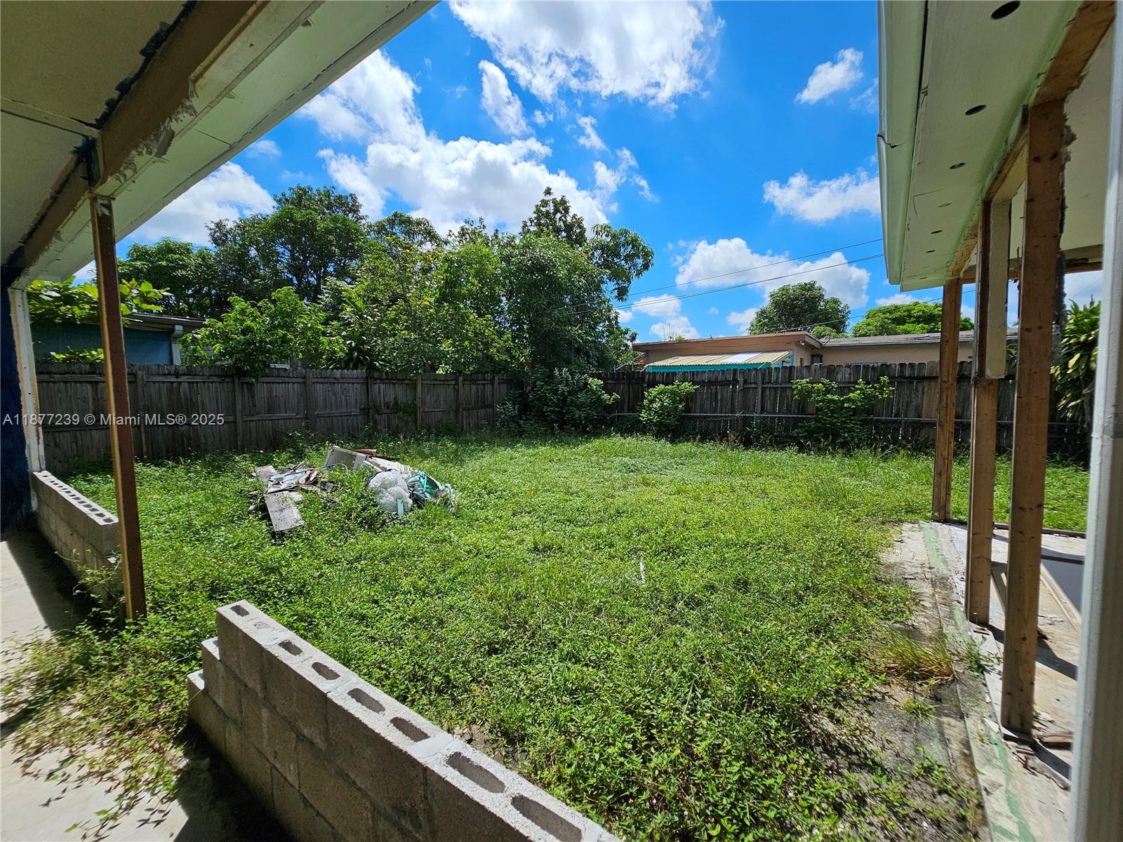 MIRAMAR PARK 2ND ADD - Residential