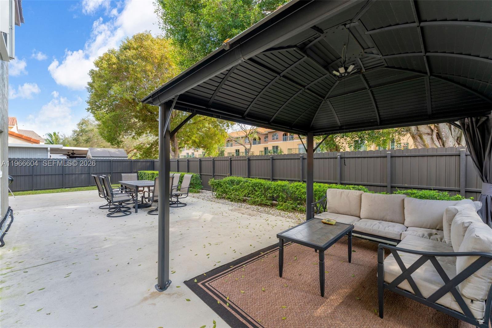 WEITZER HAMMOCKS HOMES SE - Residential