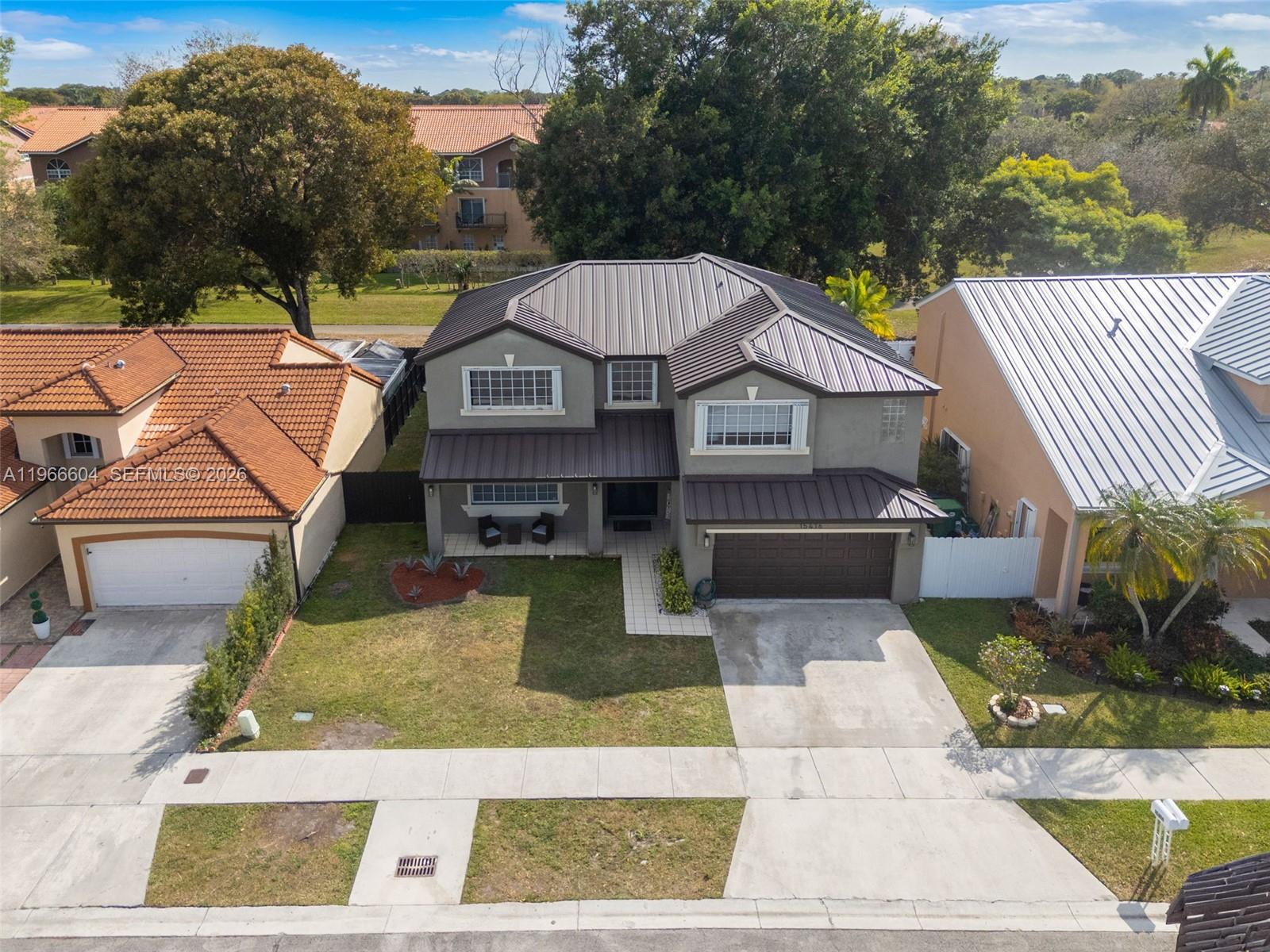 WEITZER HAMMOCKS HOMES SE - Residential