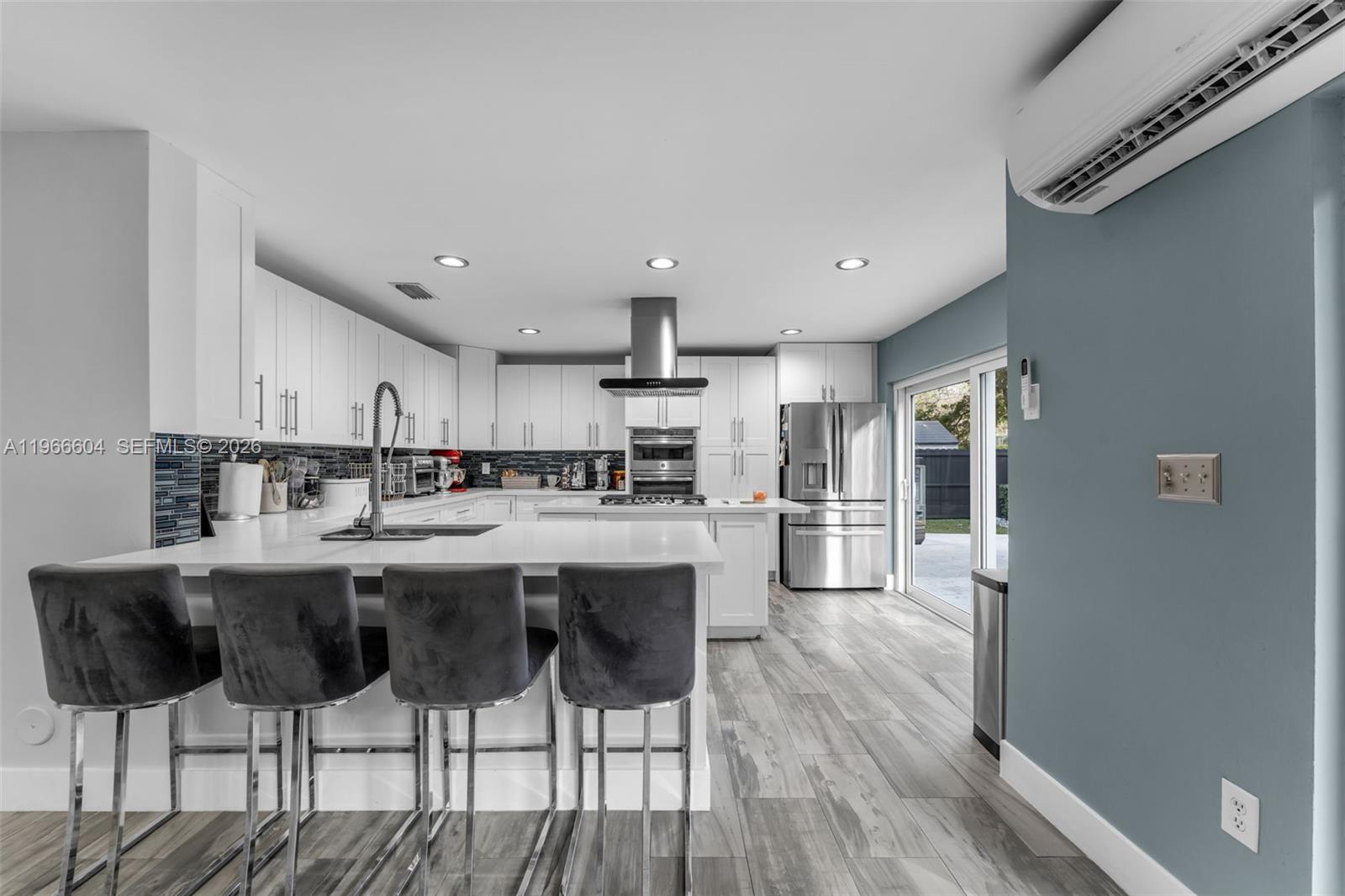 WEITZER HAMMOCKS HOMES SE - Residential