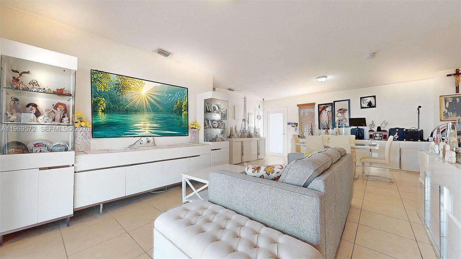 DARLINGTON MANOR - Residential