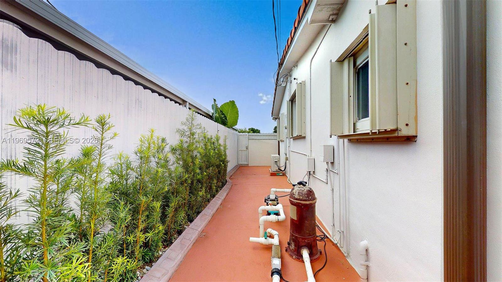 DARLINGTON MANOR - Residential