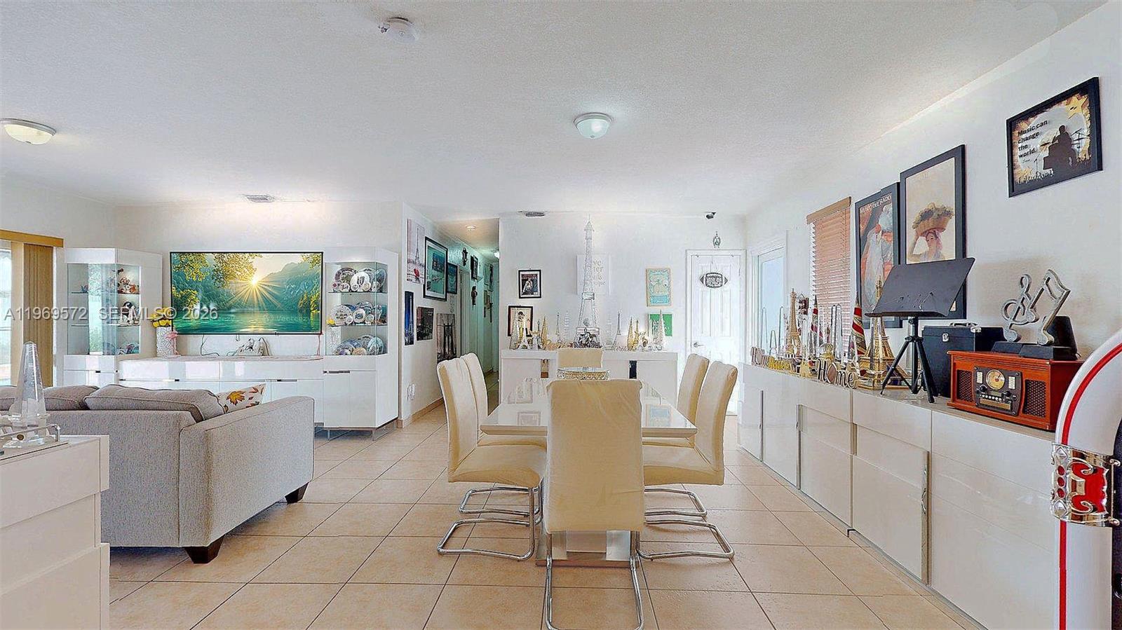 DARLINGTON MANOR - Residential