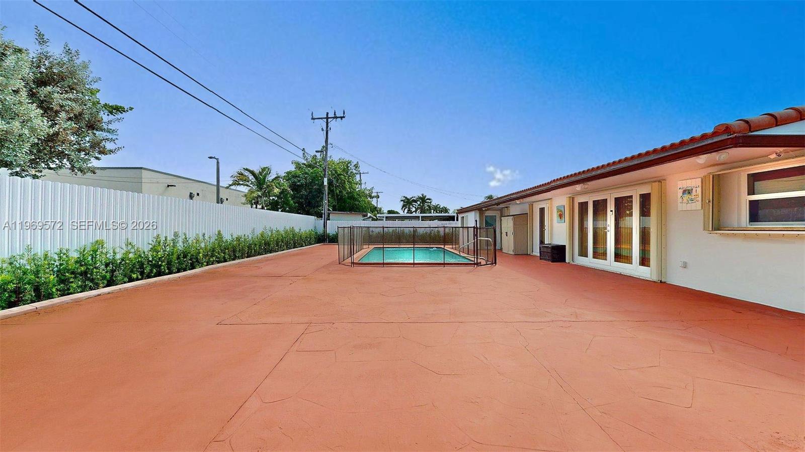 DARLINGTON MANOR - Residential