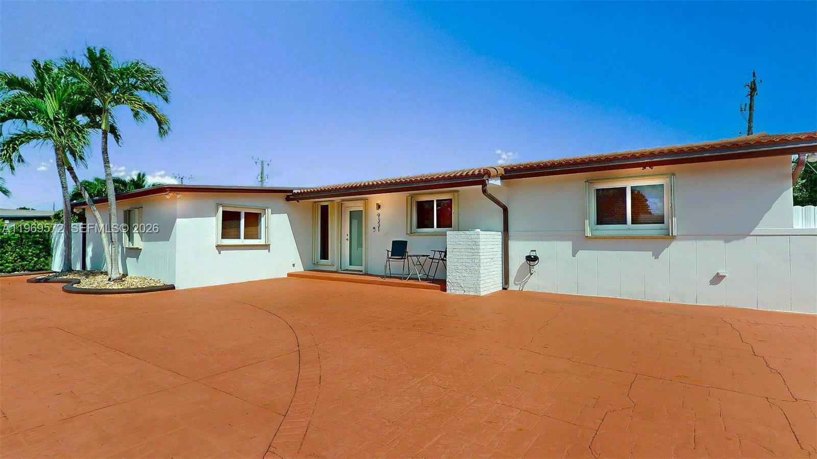 DARLINGTON MANOR - Residential