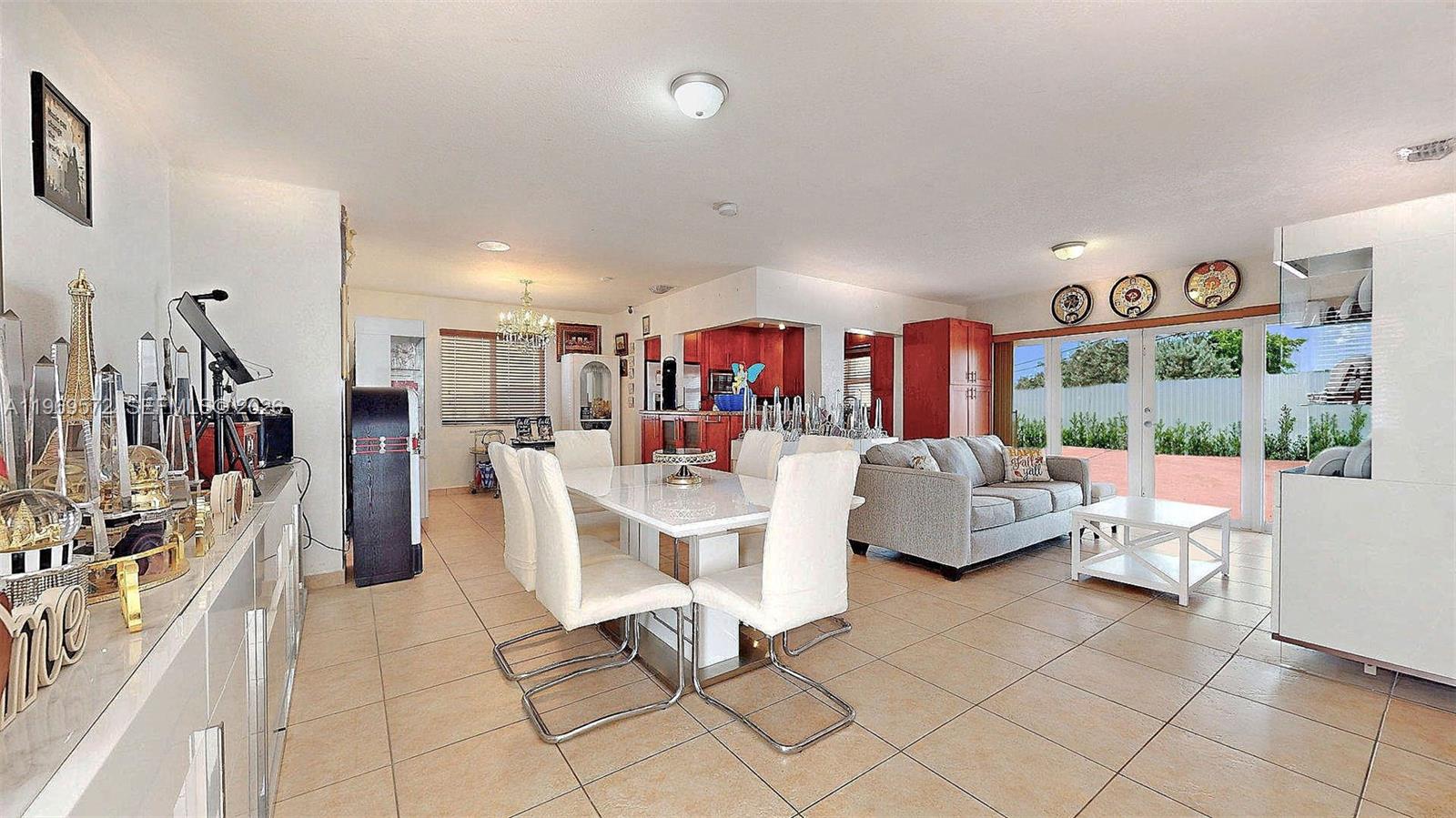 DARLINGTON MANOR - Residential