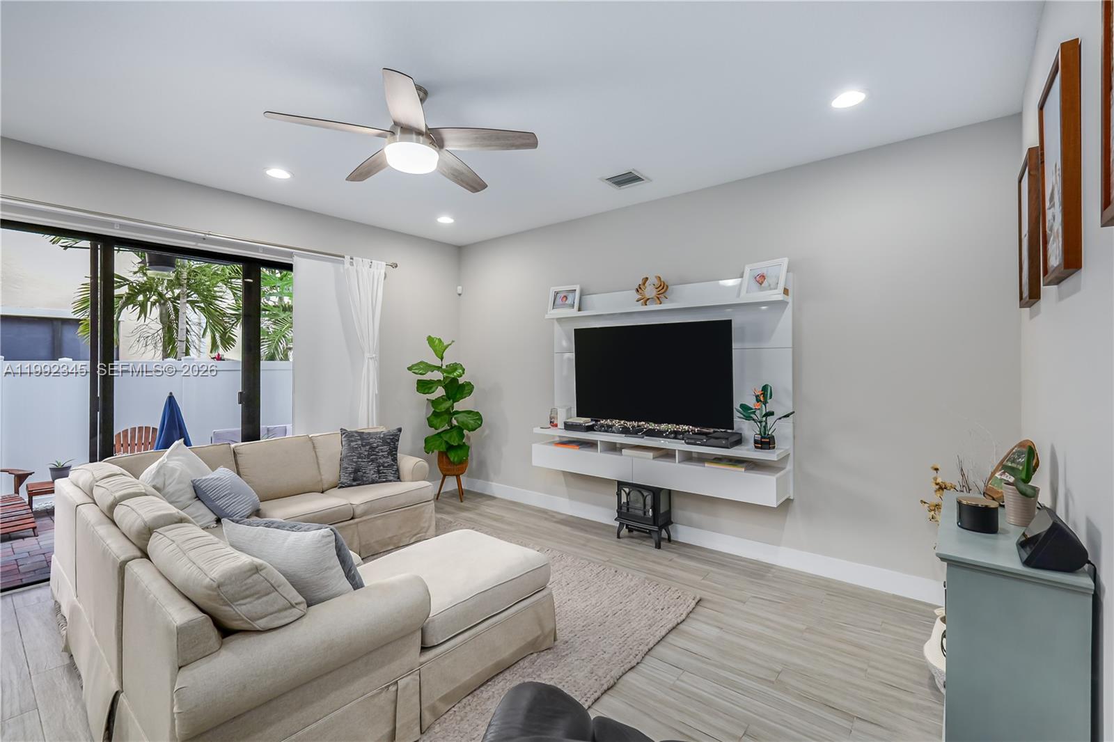 CT INDUSTRIAL PLAT - Residential