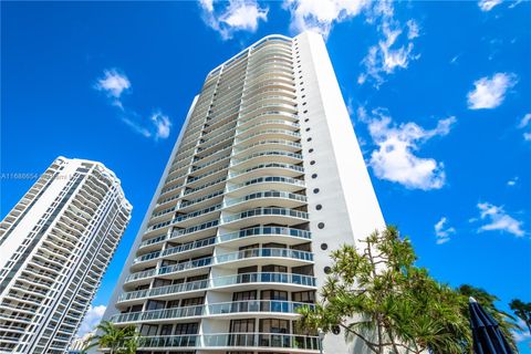 A home in Aventura