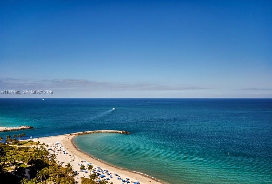 10225 Collins Ave 1703