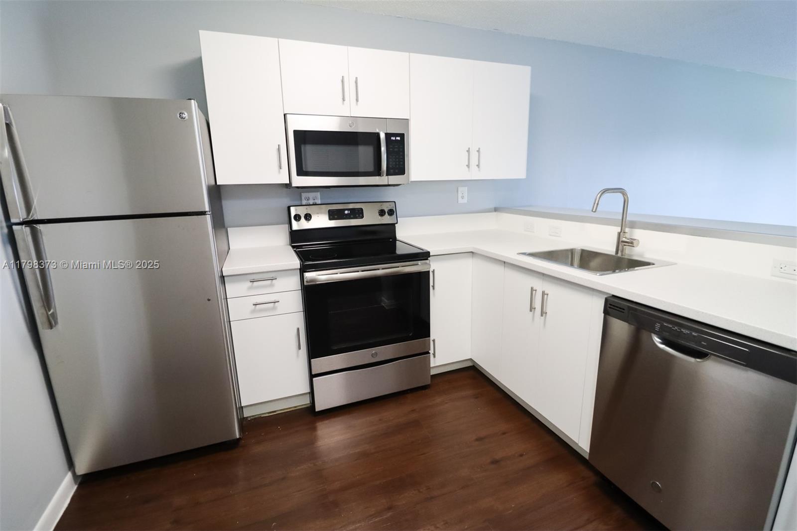 9779 Nob Hill Ct 9779