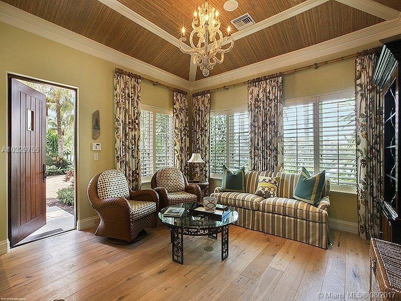 JUPITER ISLAND - Residential