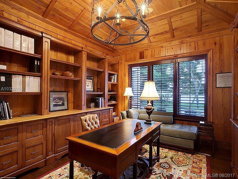 JUPITER ISLAND - Residential