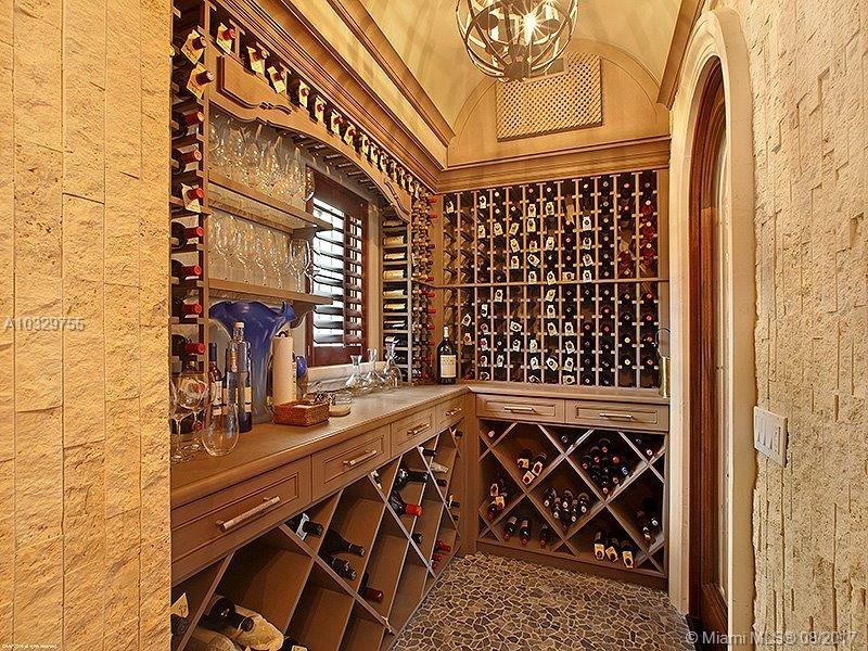 JUPITER ISLAND - Residential