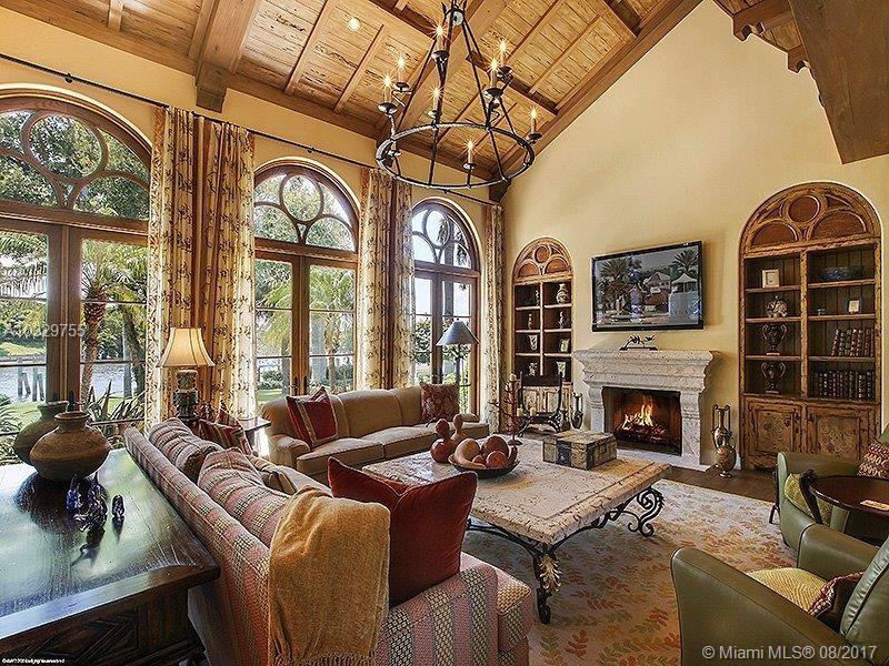 JUPITER ISLAND - Residential