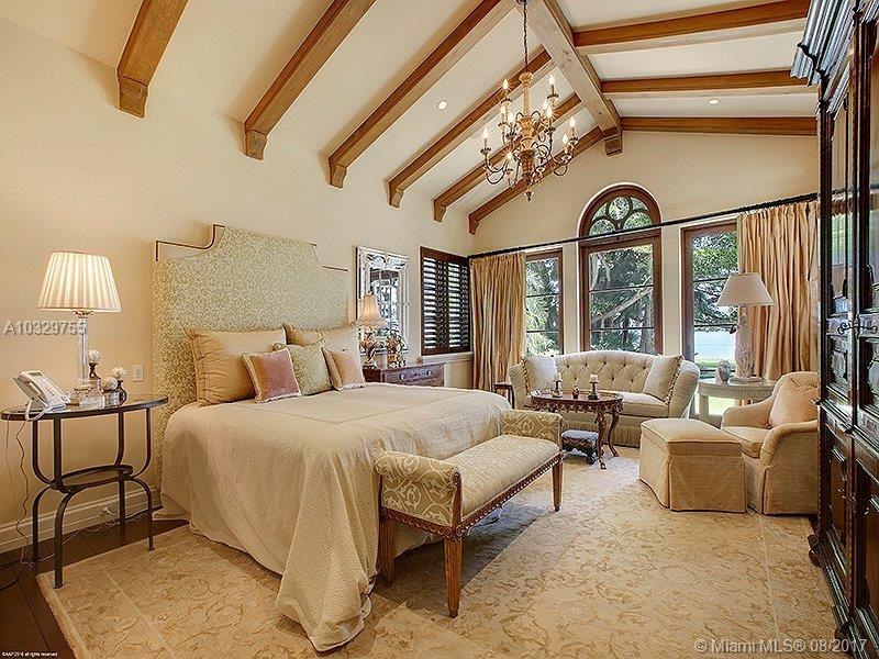 JUPITER ISLAND - Residential