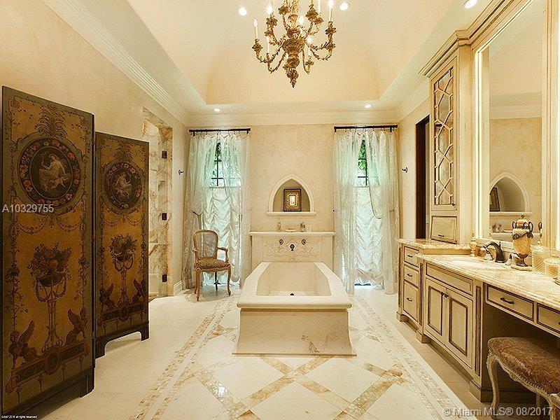 JUPITER ISLAND - Residential