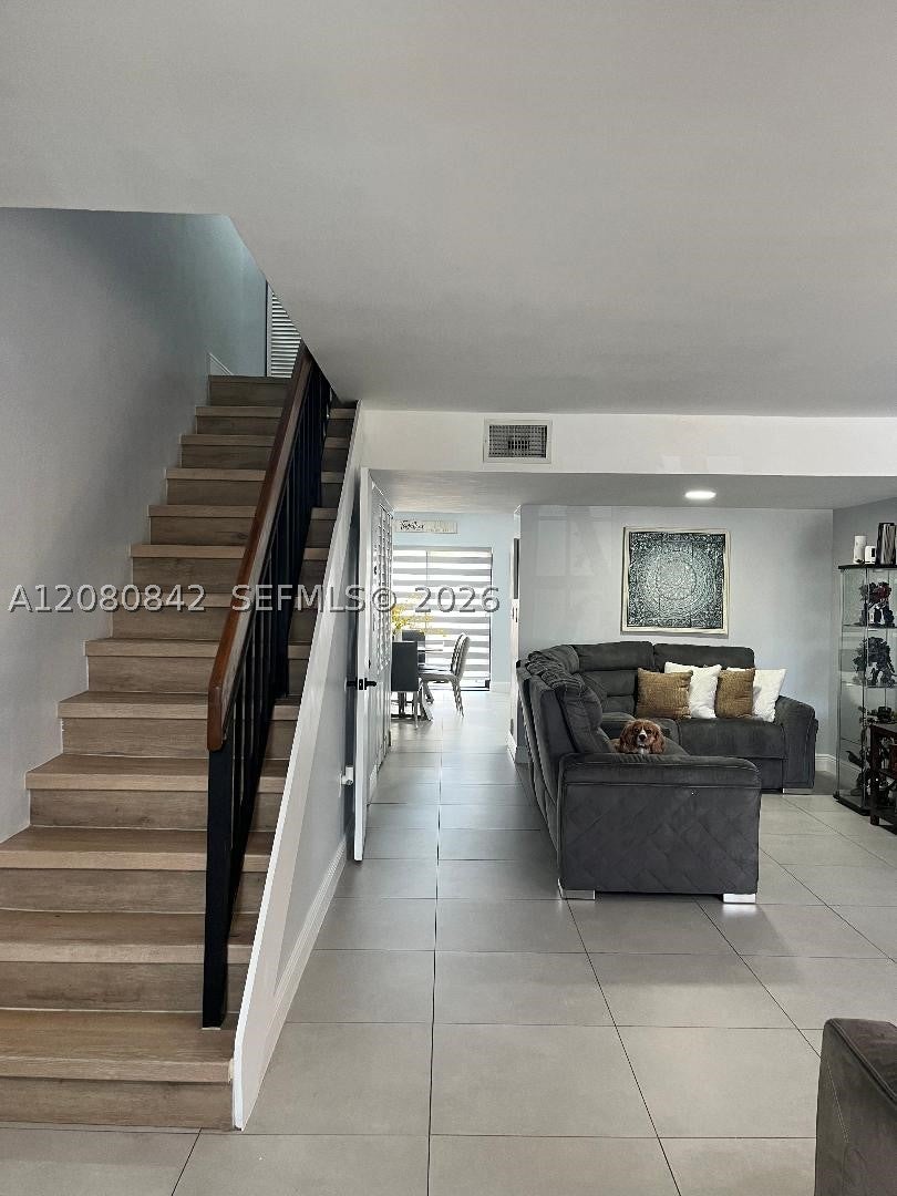 12277 SW 16th Ter 106Y, Miami FL 33175
