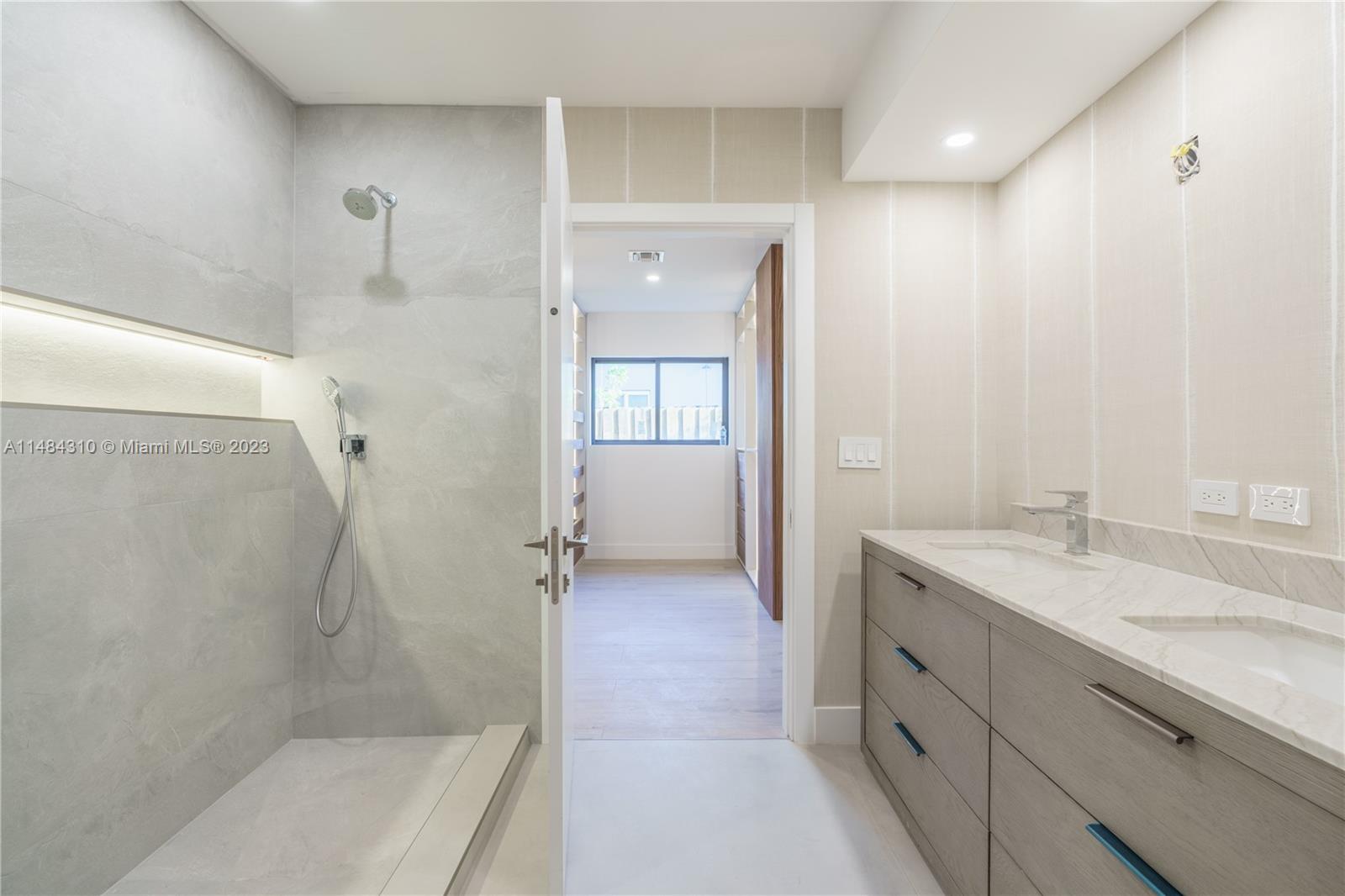 KEYSTONE ISLAND NO 1 - Residential