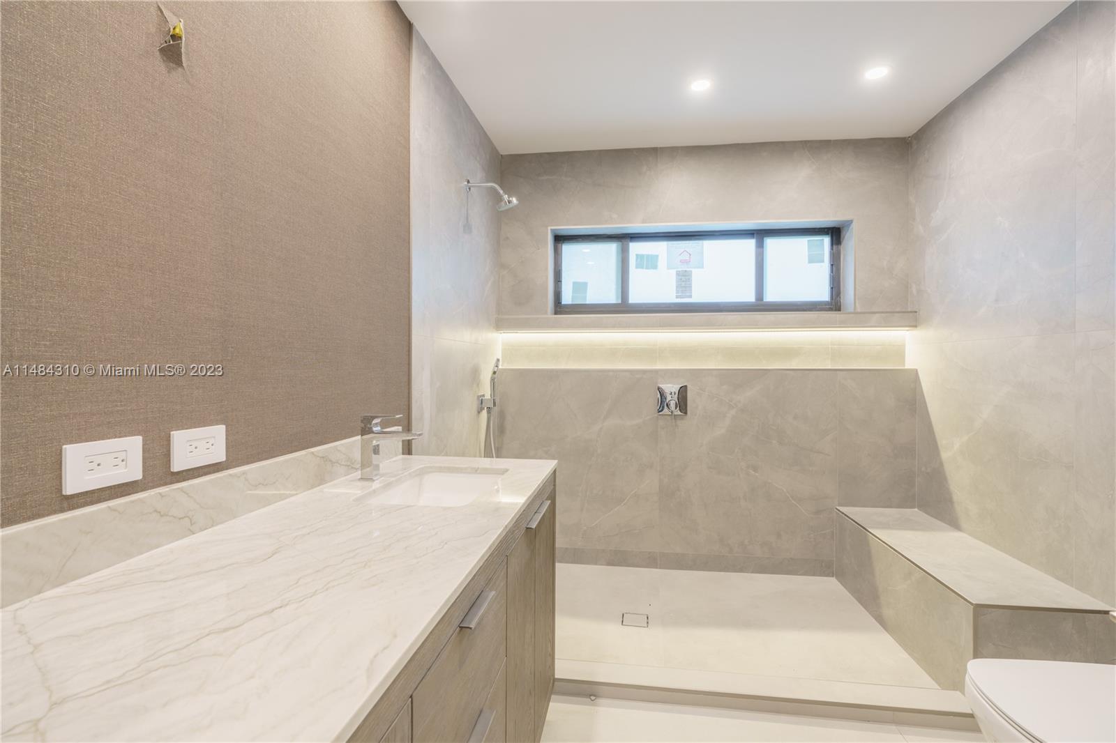 KEYSTONE ISLAND NO 1 - Residential