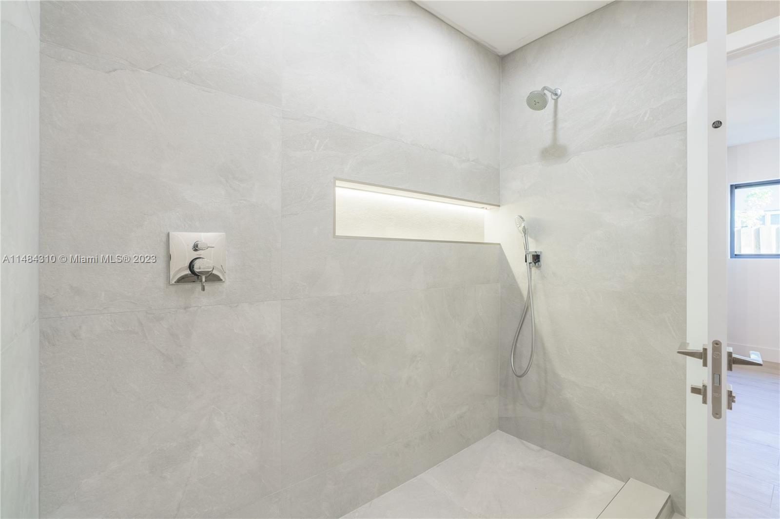 KEYSTONE ISLAND NO 1 - Residential