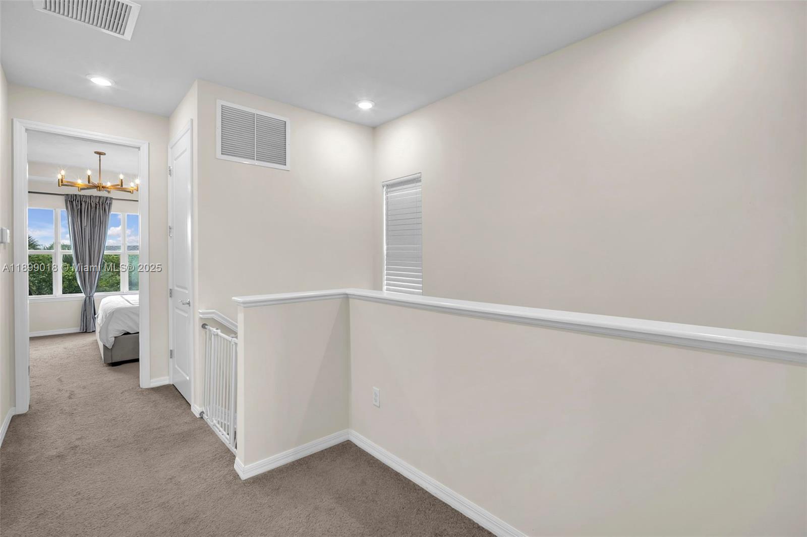 HILLCREST COUNTRY CLUB SO - Residential