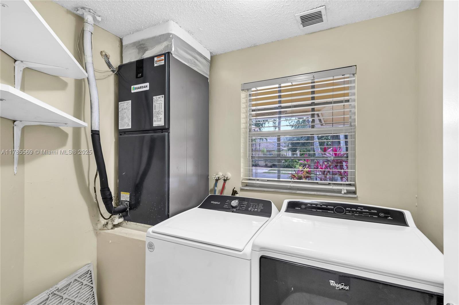 FOREST RIDGE SINGLE FAMIL - Residential Lease