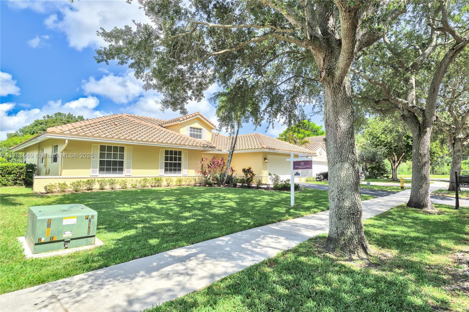 FOREST RIDGE SINGLE FAMIL - Residential Lease