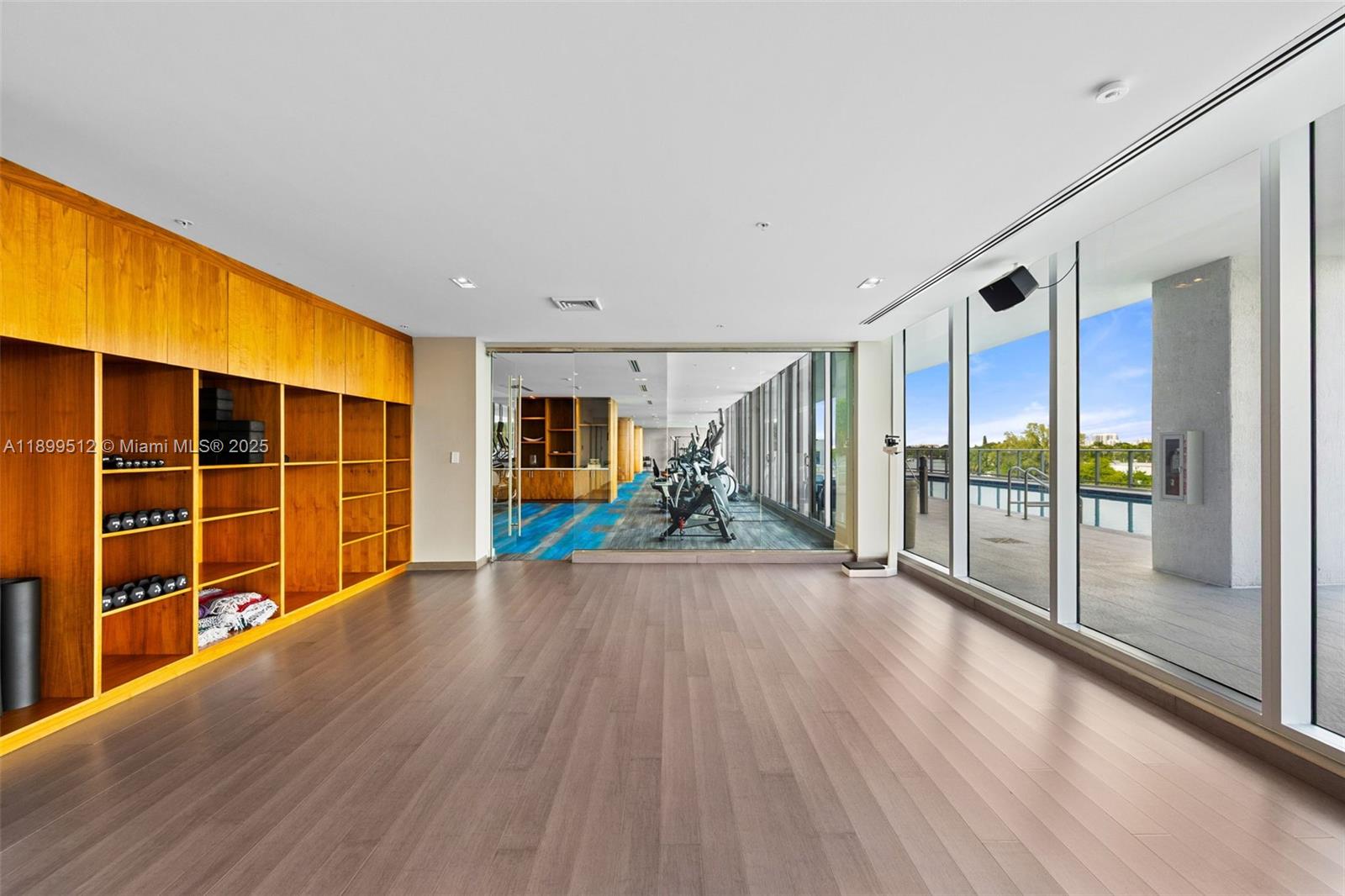 RIVA CONDOMINIUM - Residential