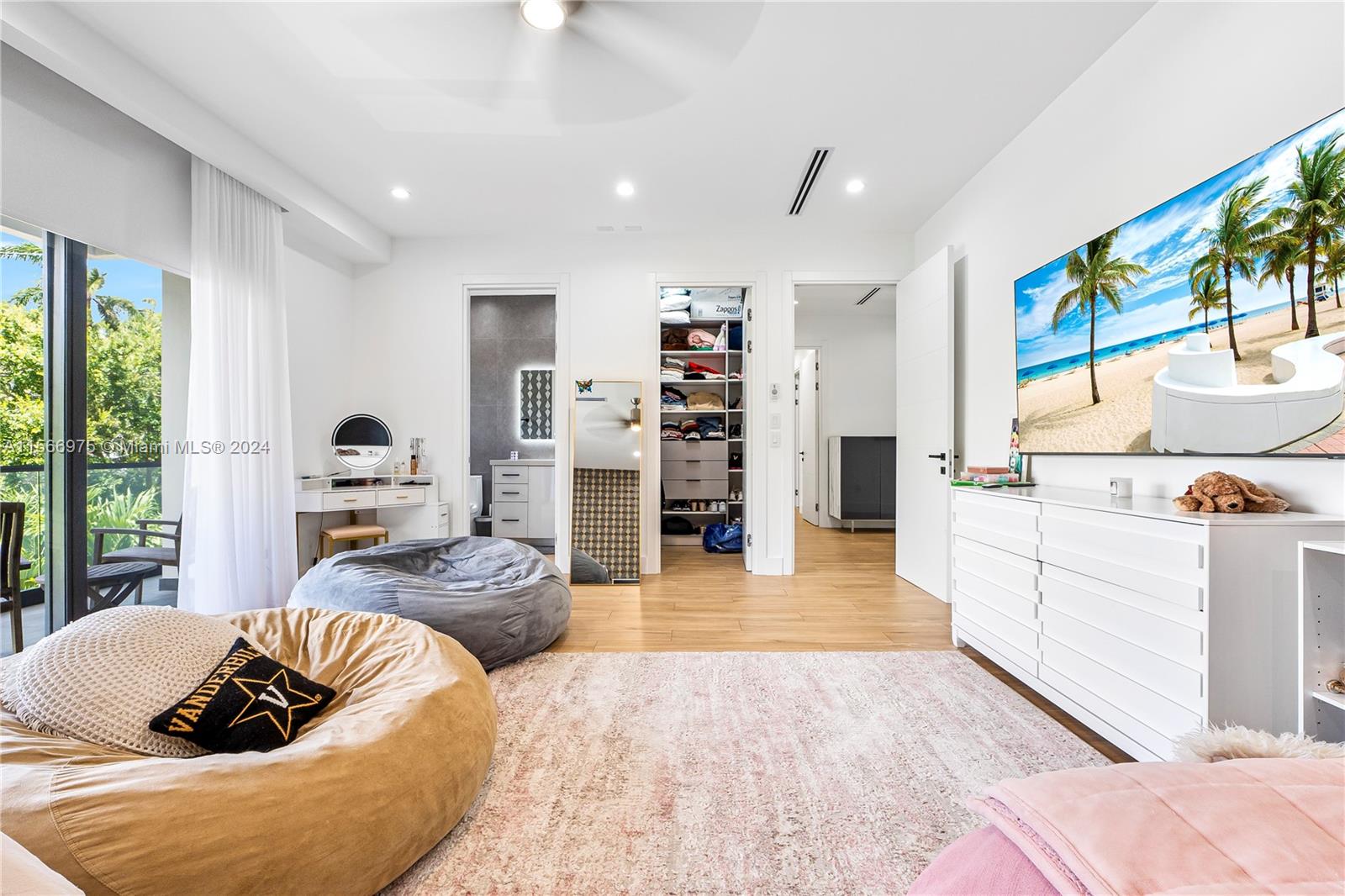 VICTORIA PARK - Residential