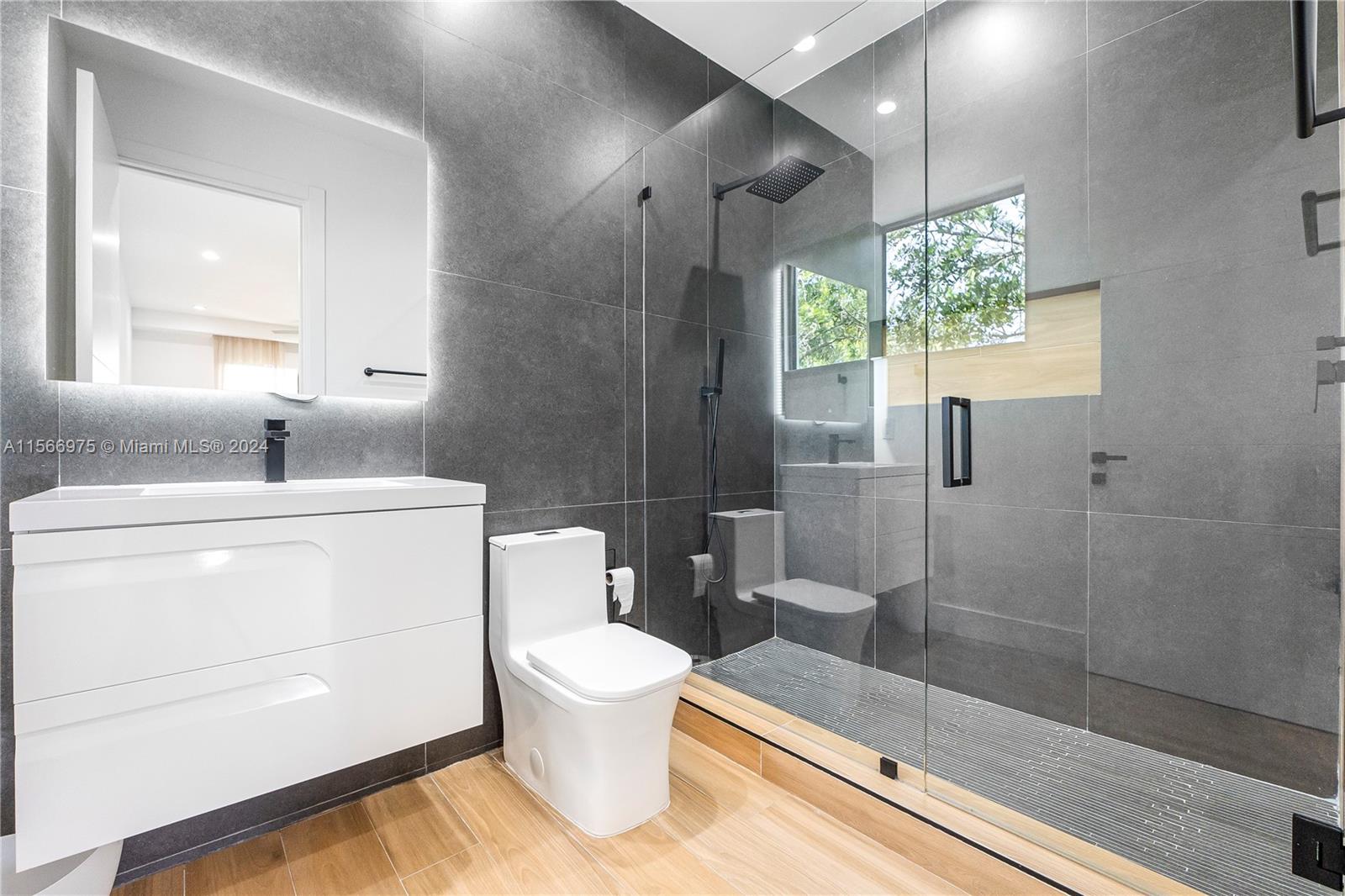 VICTORIA PARK - Residential