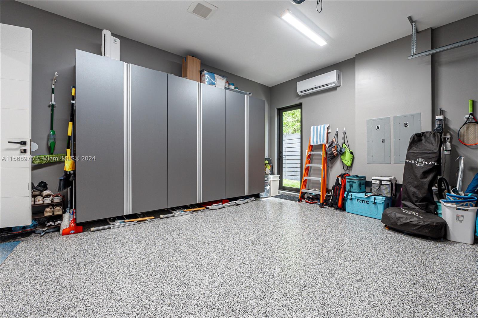 VICTORIA PARK - Residential