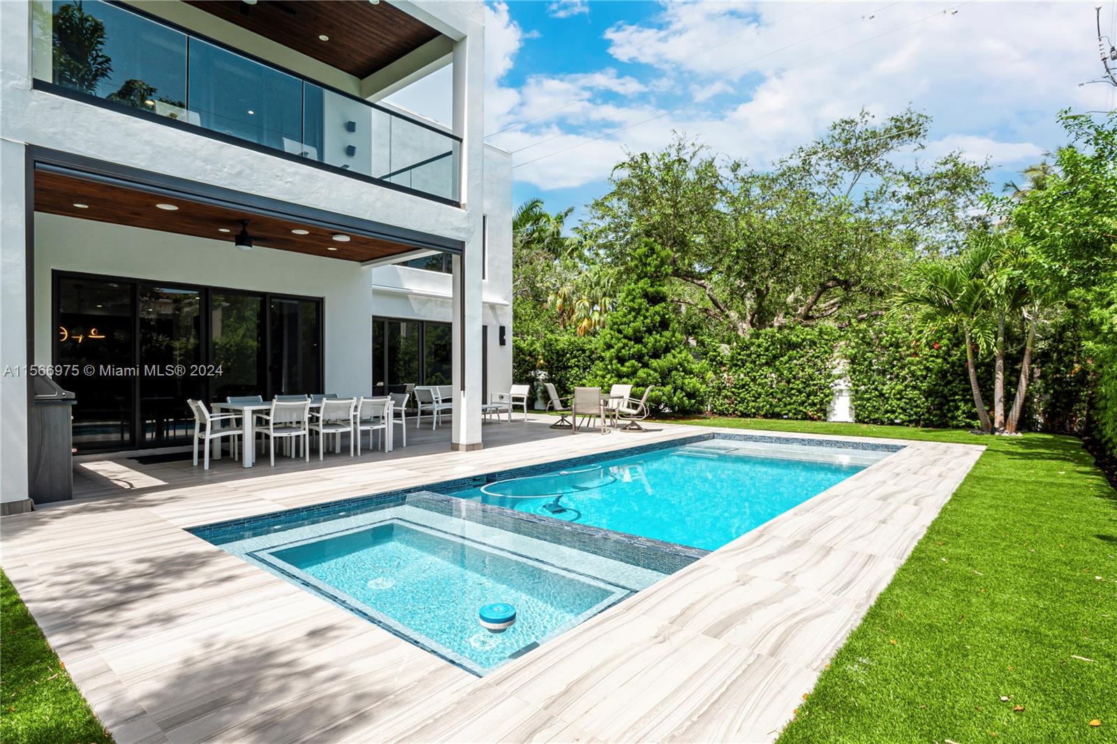 VICTORIA PARK - Residential